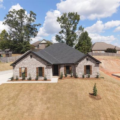 88 Elmore Trail, Millbrook, AL 36054