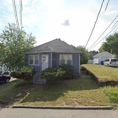 88 Terrace Ave, Pawtucket, RI 02860