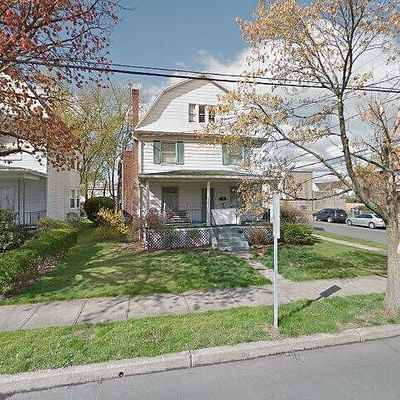 88 W Vaughn St, Kingston, PA 18704