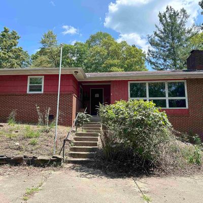 88 Woodlyn Dr, Weston, WV 26452