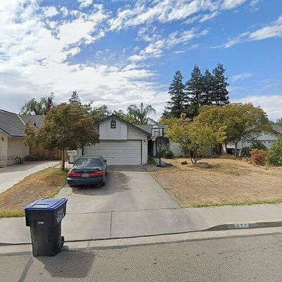 827 N Noyes Ct, Visalia, CA 93291