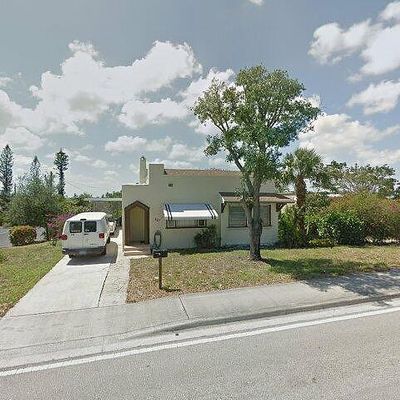 827 N A St, Lake Worth Beach, FL 33460