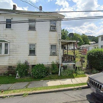 828 E Patterson St, Lansford, PA 18232