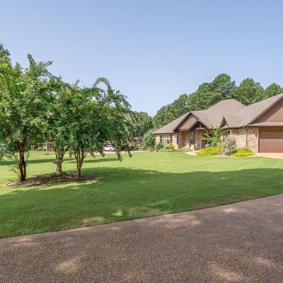 829 Lansing Ln, Longview, TX 75605