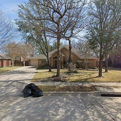 829 Royal Oak Ln, Burleson, TX 76028