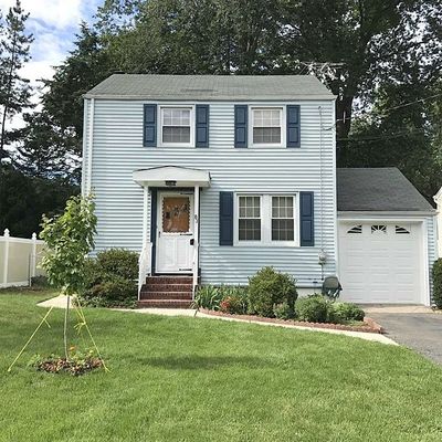 83 Manhattan Ave, Waldwick, NJ 07463