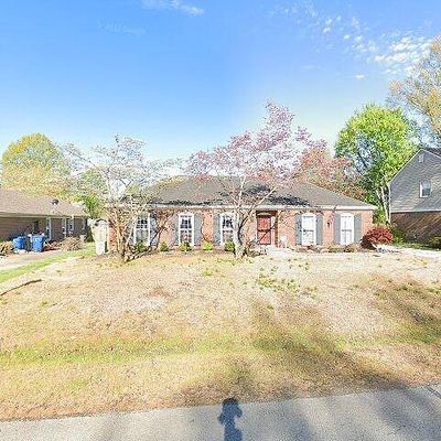 8307 Huntsman Trl, Louisville, KY 40291