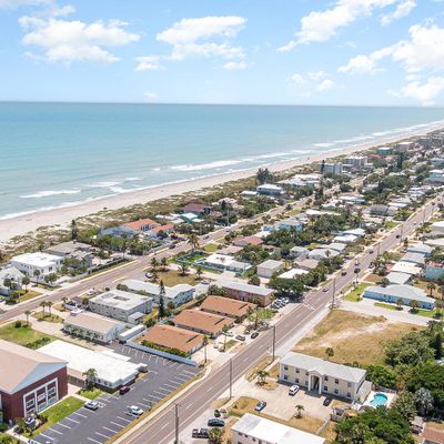 831 S Orlando Ave, Cocoa Beach, FL 32931