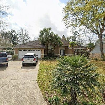 831 Shadow Ridge Dr, Pensacola, FL 32514