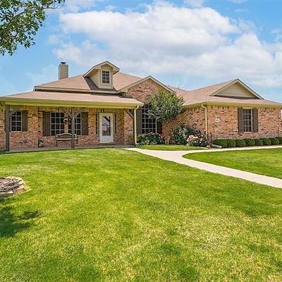 831 Sherry Ln S, Krugerville, TX 76227