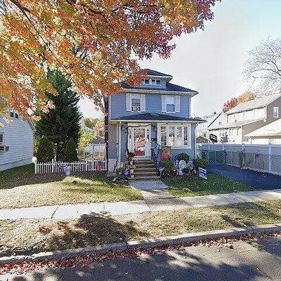 832 Linden Ave, Ridgefield, NJ 07657