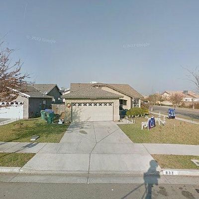 832 W Anissa Ct, Farmersville, CA 93223