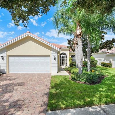 8325 Jesolo Ln, Sarasota, FL 34238