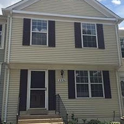 8330 Felsted Ln, Manassas, VA 20110