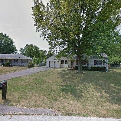 834 Midway Dr, Batavia, IL 60510