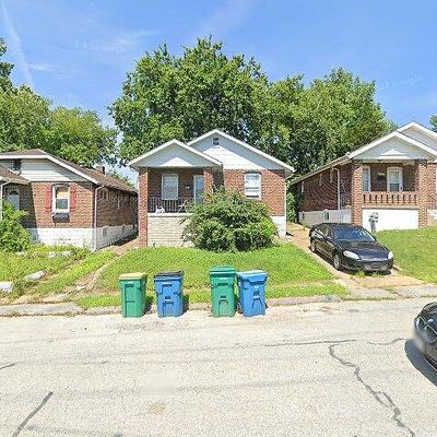 8347 Octavia Ave, Saint Louis, MO 63136