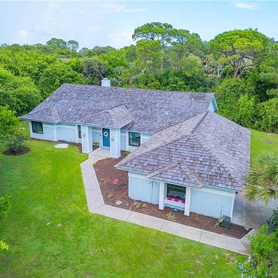 835 Ne Stokes Ter, Jensen Beach, FL 34957