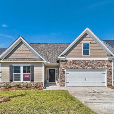 8356 Acadia Parkway, Sherrills Ford, NC 28673