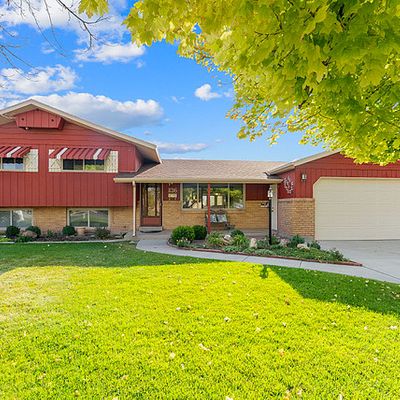 836 N Tremont St, Tremonton, UT 84337