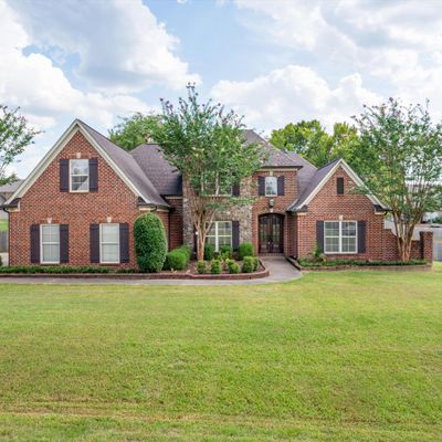 8369 Whites Crossing Dr, Olive Branch, MS 38654