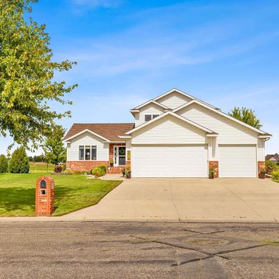 838 32 Nd St S, Moorhead, MN 56560