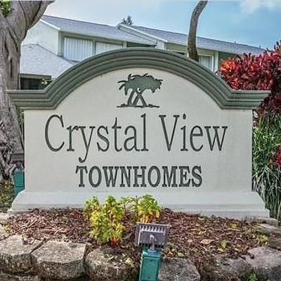 838 Crystal Lake Dr, Deerfield Beach, FL 33064