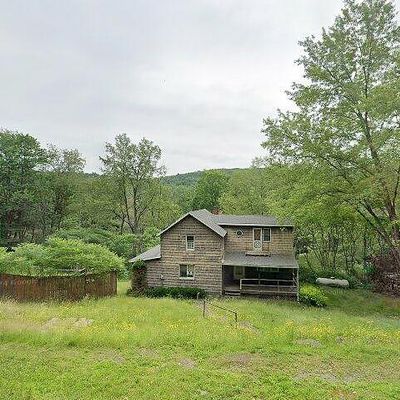 838 State Rd, Johnsonburg, PA 15845