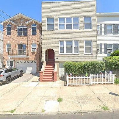 84 Carlton Ave, Jersey City, NJ 07306