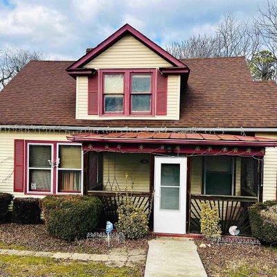 84 Hancock St, Dillwyn, VA 23936