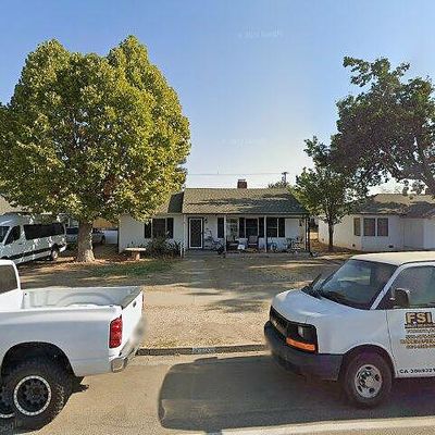 840 J St, Reedley, CA 93654