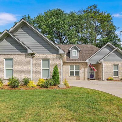 8400 Trails End Ln, Trussville, AL 35173