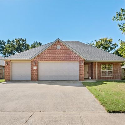 8409 W Vista Terrace Dr, Fayetteville, AR 72704