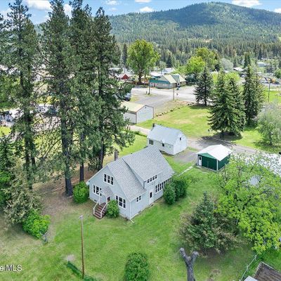 841 B St, Plummer, ID 83851