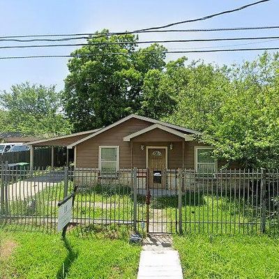 8416 Livingston St, Houston, TX 77051