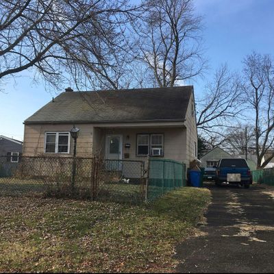 842 Harris Ave, Croydon, PA 19021