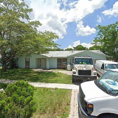 842 W Plantation Cir, Plantation, FL 33324