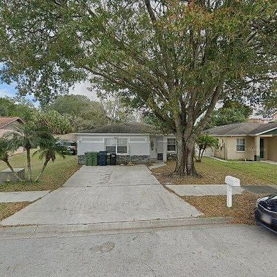 8429 N River Dune St, Tampa, FL 33617