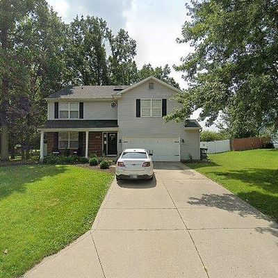 8433 Spring Forest Dr, Fort Wayne, IN 46804