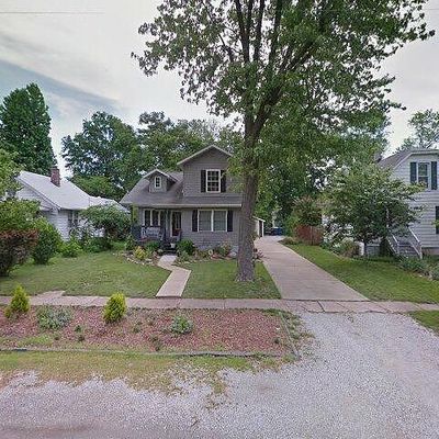 844 Holyoake Rd, Edwardsville, IL 62025