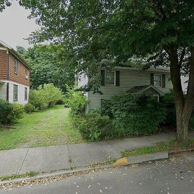 844 Scott St, Stroudsburg, PA 18360