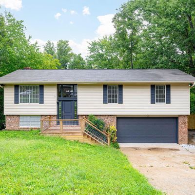 8446 Dunnhill Ln, Hixson, TN 37343