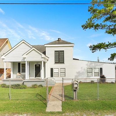 845 Carmadelle St, Marrero, LA 70072