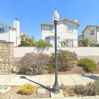 900 Lighthouse Ct, Vallejo, CA 94590