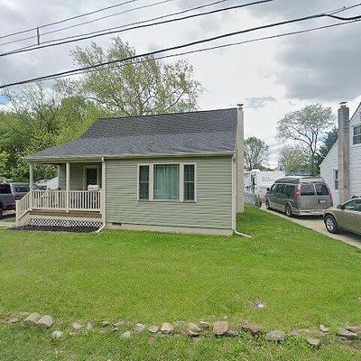 9005 Mill Creek Rd, Levittown, PA 19054