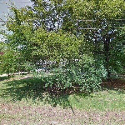 901 Bert St, Daingerfield, TX 75638