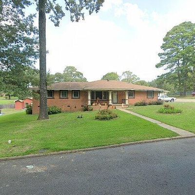 901 Clay St, Minden, LA 71055