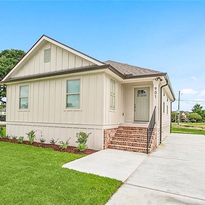 901 N Clark Lane, Westwego, LA 70094