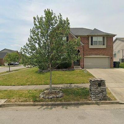 901 Serviceberry Dr, Lexington, KY 40511