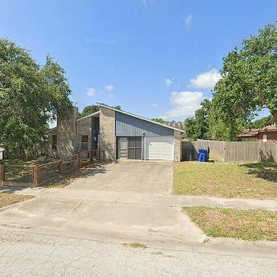 901 Saint Christopher St, Corpus Christi, TX 78418