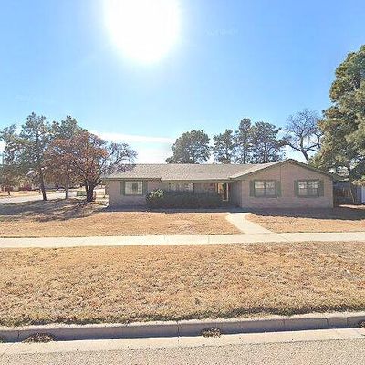 901 W 11 Th St, Plainview, TX 79072